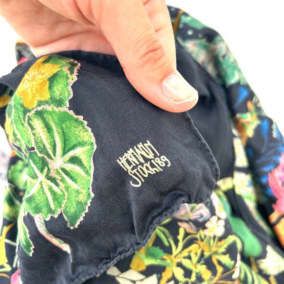 Fabric Frontline Zurich Silk Square Scarf Hermann Stocki 89 Designer Flowers - Picture 2 of 8